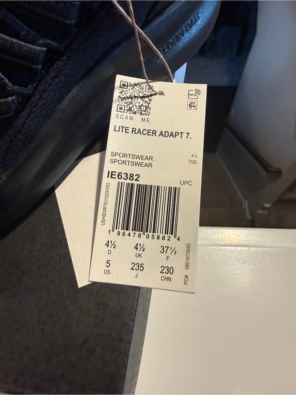 adidas lite racer Kids Black Slip-On Sneakers size 5 NIB - Picture 3 of 8